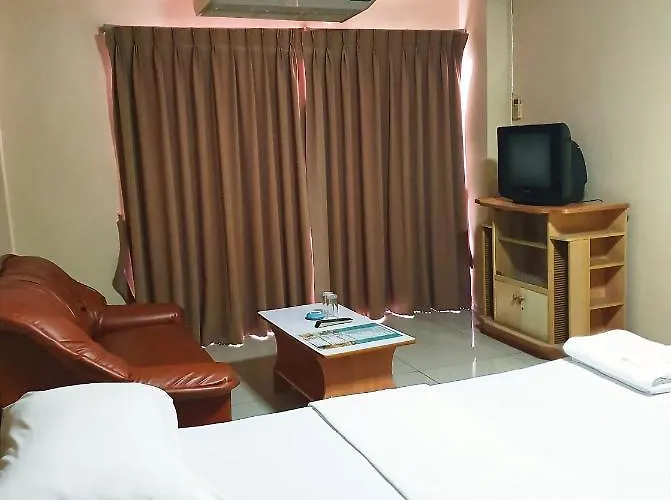 The Montana Lodge-sathorn Бангкок