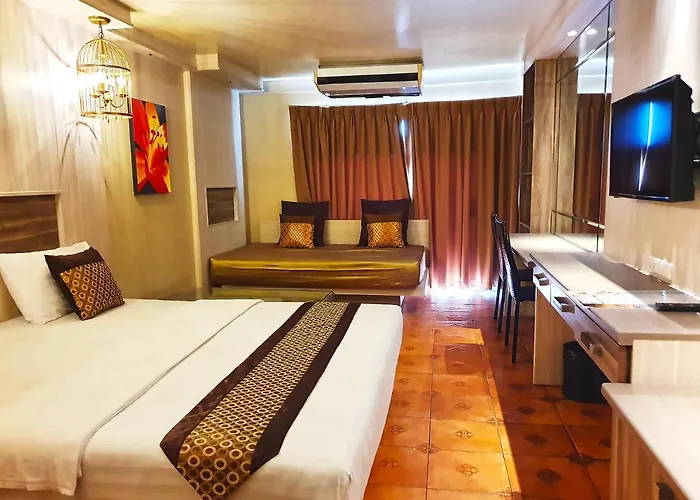 The Montana Lodge-sathorn Hotel 3*