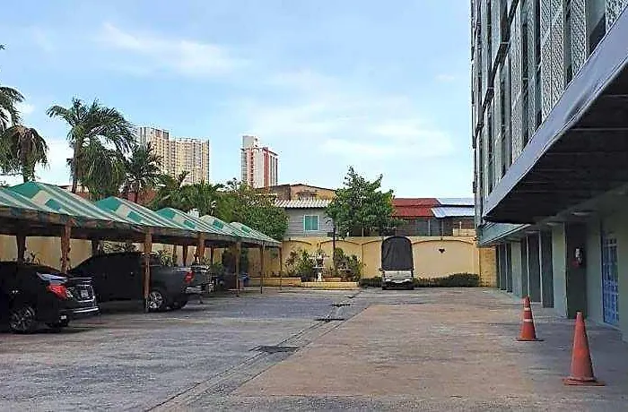The Montana Lodge-sathorn 3*