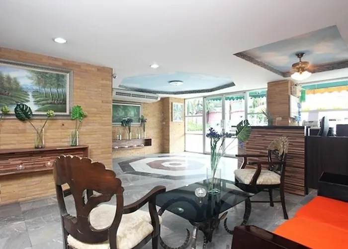 The Montana Lodge-sathorn Бангкок